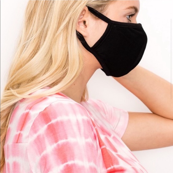 2 MADE IN USA, Black Unisex Face Mask - Picture 2 of 5